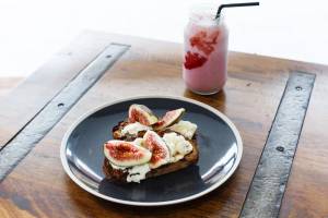 Cafe Summer Hill food and beverages
