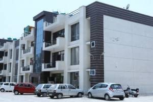 Luxury 3BHK Flat for Sale in Mona Paradise Apartments, Mohali" - Flats & Apartments in India