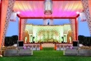 Signature Banquet and Party Lawn |    Best  wedding hotels in Delhi| Top resorts in Delhi - Wedding Planners in Delhi