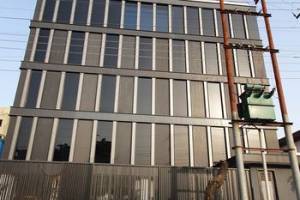Modern Factory Building for M/s Interior Crafts: Innovative Design with Central Courtyard and Aluminum Fa - Professional Services in Noida