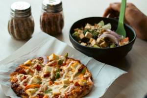 Buy One and Get one free everyday BOGO PIZZA and CAKES, - Restaurant Deals in India