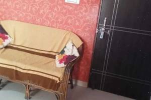 Comfortable 1 BHK Flat with Modern Amenities in DLF City Phase 3, Gurgaon