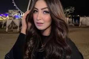 Anmol Bhatia: Connecting Beauty and Community in the Digital Age" - Influencers in India