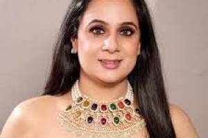 "Shaping Beauty Trends: The Journey of Parul Garg"