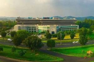 Experience Unmatched Comfort and Elegance at The LaLiT Chandigarh Luxury Hotel/Five-Star Hotel - Vouchers / Coupons in Panchkula
