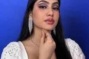 Top Indian Beauty Influencers: Spotlight on Yashi Tank - Influencers in India