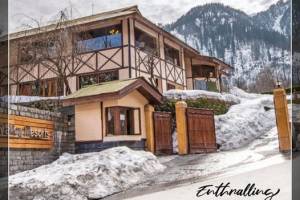 Luxury and Nature at Solang Valley Resort, Manali: Book Your Staycation Today!"