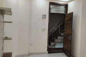 1 BHK Flat for Sale in DLF Dilshad Ext-2 – 450 sq. ft, Prime Location!" - Flats & Apartments in India