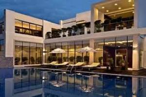 Golden Tulip, Upto 50% Off on Hotel Booking | best Luxury hotels in Lucknow | Best hotels in Lucknow - Travel Agents in Faridabad