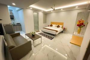 The Empire - Signature Tower,Cyber City, Gurgaon |5 Star Hotel In Gurgaon | Best Hotel In Gurgaon - Vouchers / Coupons in Gurugram