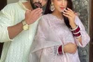 Anmol Bhatia: Connecting Beauty and Community in the Digital Age" - Influencers in India