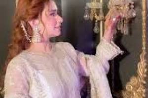 ALKAUSER Makeovers, Best Delhi based makeup artist - Salons in India