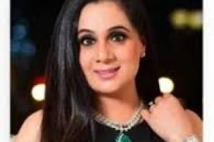"Shaping Beauty Trends: The Journey of Parul Garg"