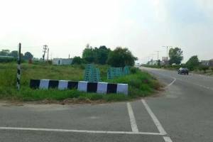 "Prime 2.5 Acre Agricultural Land for Sale on National Highway" - Estate Agents For Agriculture Land in India