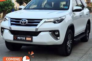 "Motor Box Car Dealer: Your Destination for New and Used Cars"