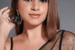 "Aashna Shroff: Shaping Beauty Narratives and Inspiring Self-Expression - Influencers in India