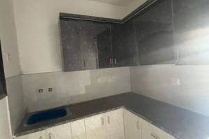 Affordable 3 BHK Flat in DLF Ankur Vihar – 975 sq. ft. and Ready to Move In" - Flats & Apartments in India