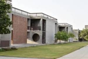The Future of Education: Top 10 Architects Redefining IIM Ahmedabad's Campus