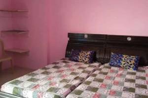 Comfortable 1 BHK Flat with Modern Amenities in DLF City Phase 3, Gurgaon