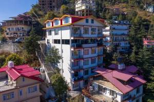 Serenity Heights Luxury 3 BHK Hotel in Shimla |5 Star Hotel In Shimla | Best Hotel In Shimla - Hotel Deals in Faridabad
