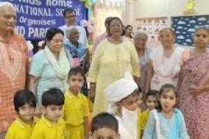 Wishes and Blessings: Trusted Care for Seniors in Kolkata's Elite Circle" - Old Age Homes in Delhi