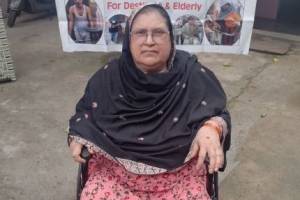 "Bringing Hope on Wheels: Agewell Foundation Supports Destitute Elderly with Wheelchairs" - Old Age Homes in India