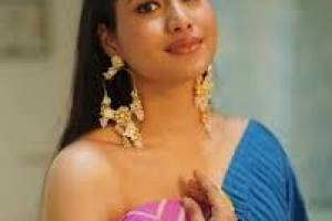 Top Indian Beauty Influencers: Spotlight on Yashi Tank - Influencers in India