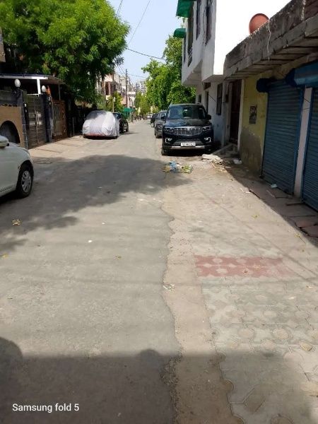 "Perfect Location: Commercial Shop for Rent in Lajpat Nagar Sahibabad A Block"
